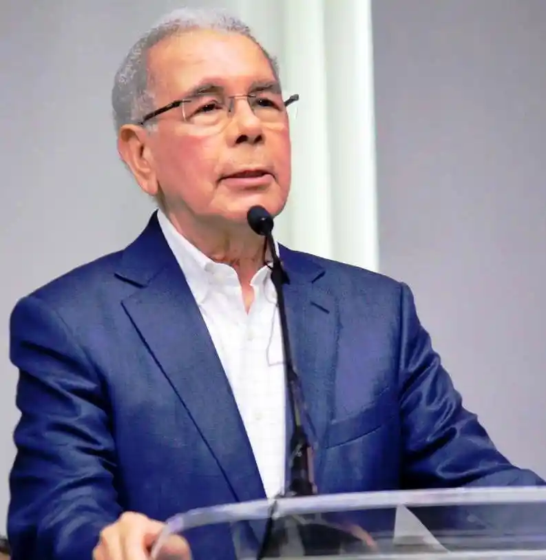Danilo Medina lamenta tragedia en Discoteca Jet Set Danilo Medina lamenta tragedia en Discoteca Jet Set