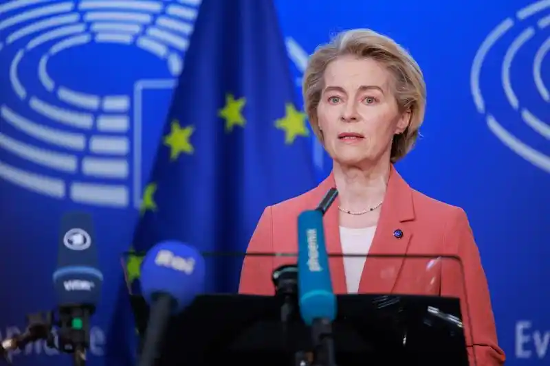 Von der Leyen responde a aranceles de Trump con medidas de la UE