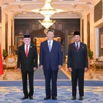 Xi dice que China y Malasia se unirán a países asiáticos en combate a confr