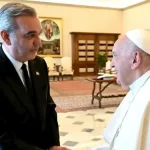 Abinader asistirá a funeral del papa Francisco en Roma