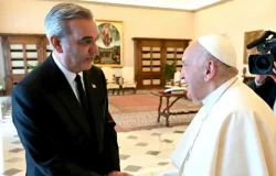 Abinader asistirá a funeral del papa Francisco en Roma