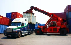 FMI: Guerra comercial frena crecimiento económico mundial 2025