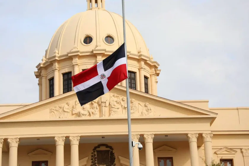 Abinader declara duelo nacional por tragedia en Jet Set