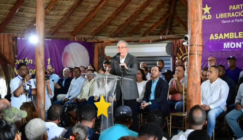 Medina acusa a EE.UU. de castigar exportaciones dominicanas