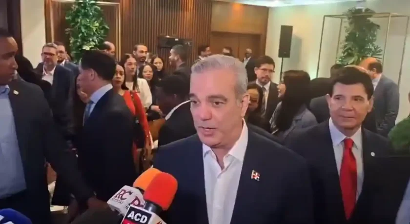 Abinader: RD evaluará aranceles de EEUU y buscará diálogo bilateral por exportaciones