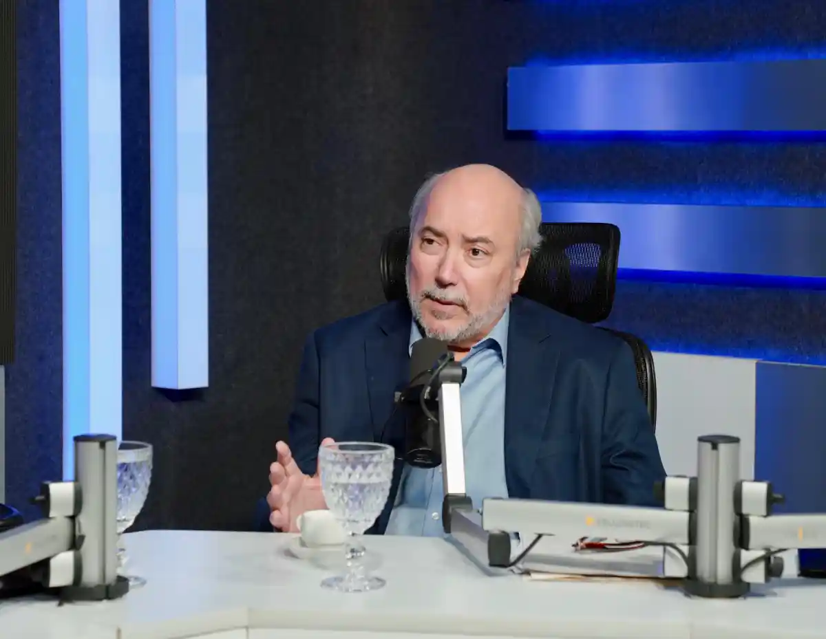 Proyecto de ley sobre libertad de expresión refuerza derechos, según Eric Raful