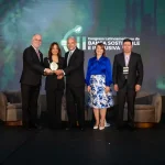 BHD recibe premio por su liderazgo en desarrollo sostenible