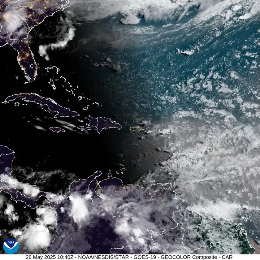 Vaguada y onda tropical afectan clima RD este lunes