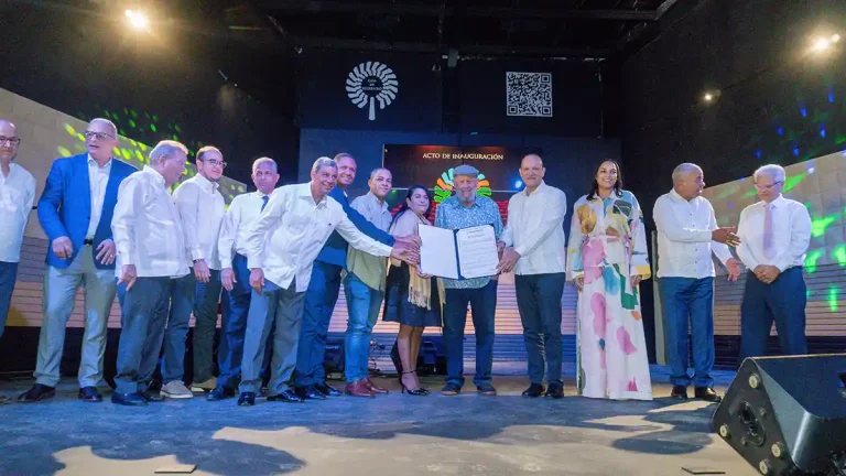 Casa de Ecoteatro del Jardín Botánico honra a Freddy Ginebra