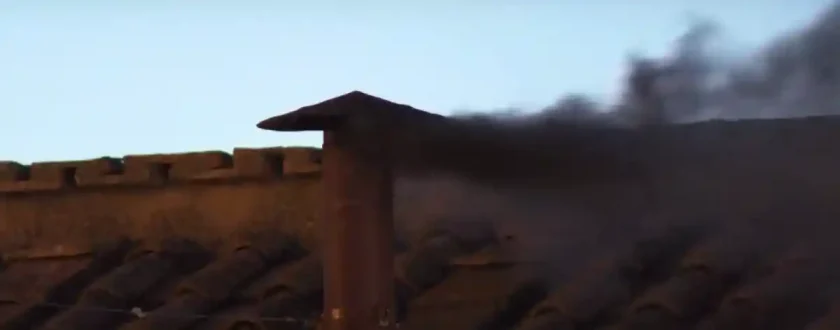 Fumata negra en el Vaticano: aún sin acuerdo sobre nuevo papa