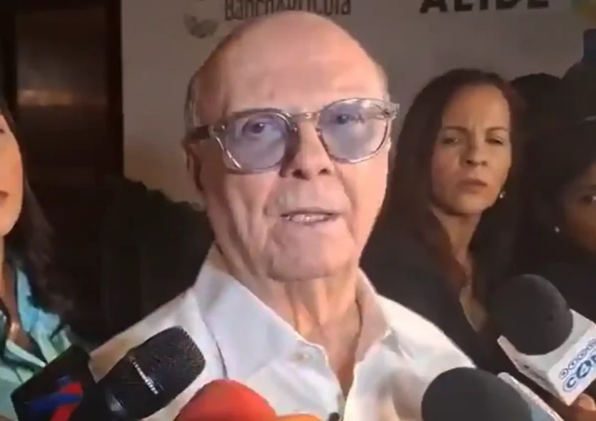 Hipólito Mejía propondrá regular mano de obra ilegal reunión Abinader Hipólito Mejía propondrá regular mano de obra ilegal reunión Abinader