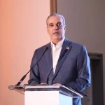 Abinader convoca al CES por crisis haitiana con expresidentes