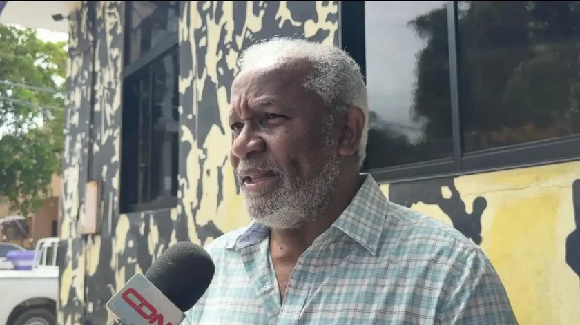 Melanio Paredes del PLD alertando sobre posibles movimientos reeleccionistas en el PRM.