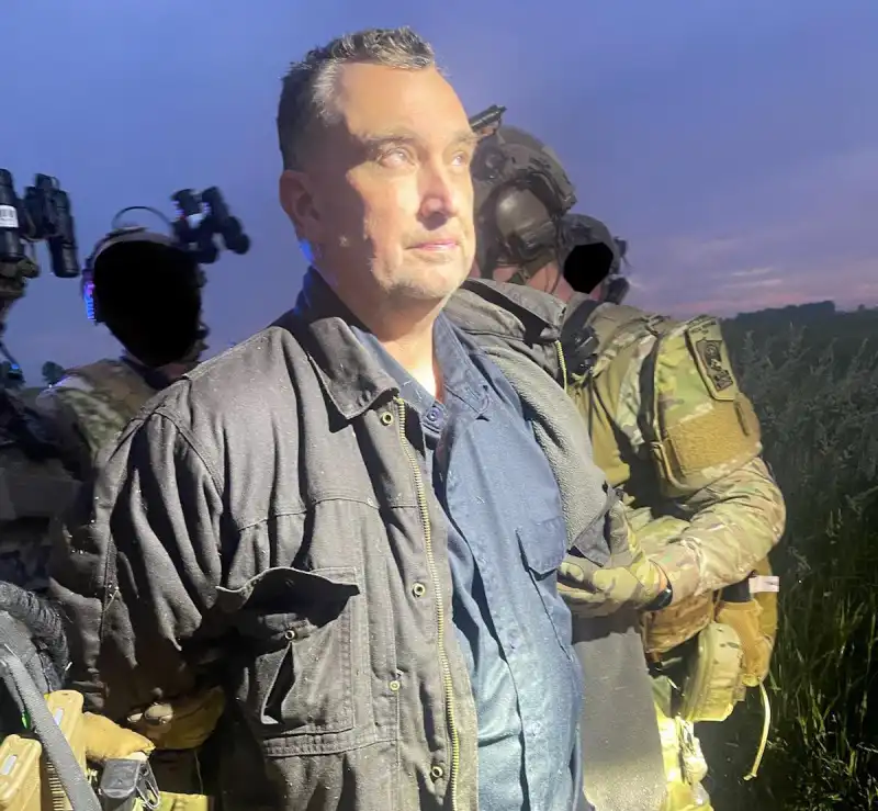 Detienen al sospechoso de asesinar a legisladora de Minnesota (EE. UU.) tras búsqueda masiva