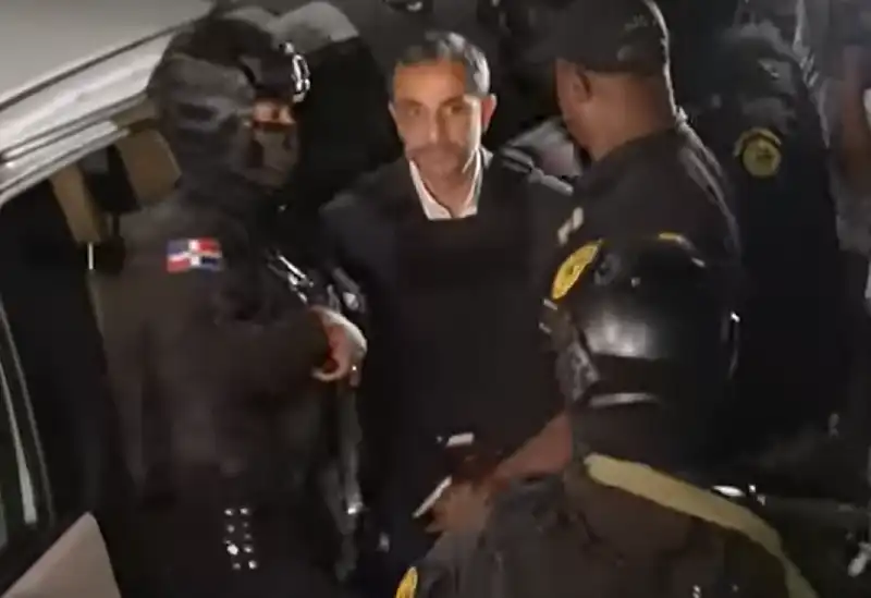 Arrestan a dueños de Jet Set por tragedia que dejó 236 muertos Arrestan a dueños de Jet Set por tragedia que dejó 236 muertos