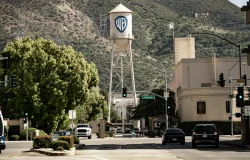 Warner Bros anuncia división en dos empresas