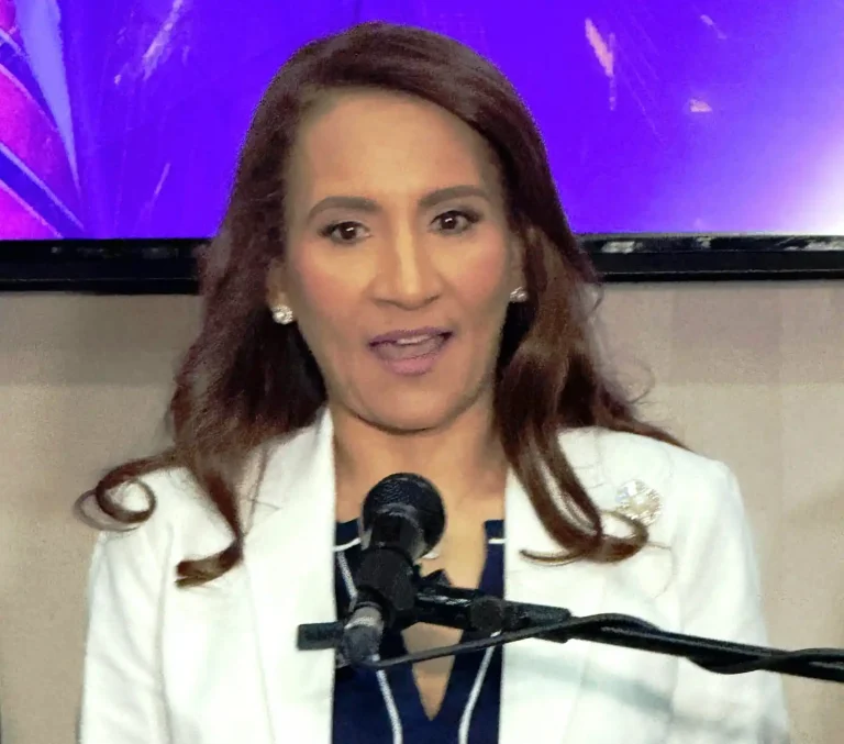 Zoraima Cuello refuta cifras del Gobierno sobre disminución del analfabetismo Zoraima Cuello refuta cifras del Gobierno sobre disminución del analfabetismo