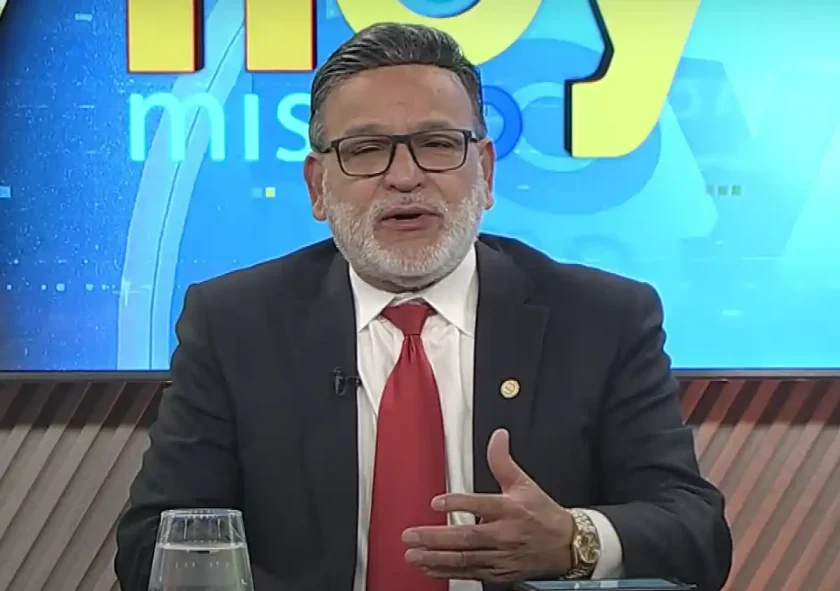 Iván de Jesús García: “El 95% del comercio chino en RD evade impuestos y destruye empleos de calidad” Iván de Jesús García: “El 95% del comercio chino en RD evade impuestos y destruye empleos de calidad”