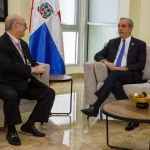 Abinader se reúne este viernes con Hipólito Mejía para continuar diálogo nacional sobre crisis haitiana