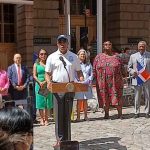 NYC iza por primera vez la bandera dominicana en Bowling Green, símbolo de la creciente influencia caribeña
