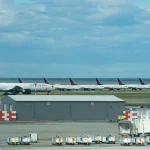 Air Canada suspende reanudación de operaciones mientras continúa huelga de auxiliares de vuelo