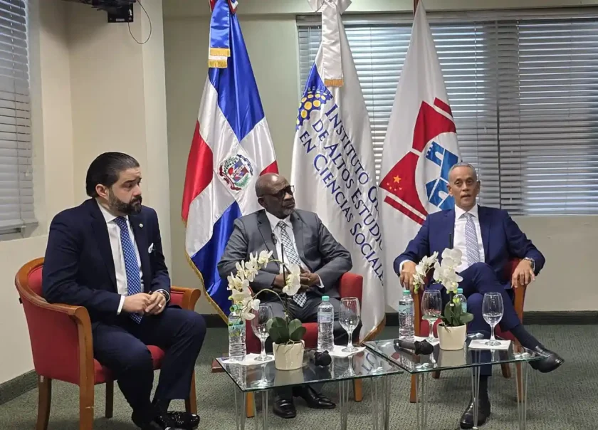 Retos del Comercio Global: Expertos analizan en Funglode el futuro de República Dominicana