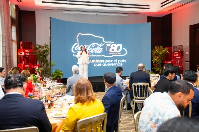 Huella socioeconómica Coca Cola República Dominicana Huella socioeconómica Coca Cola República Dominicana