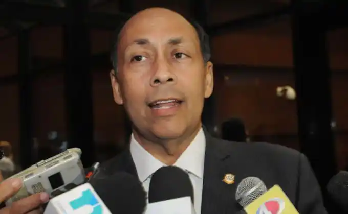 Luis René Canaán Rojas es designado nuevo director ejecutivo de ARS SEMMA Luis René Canaán Rojas