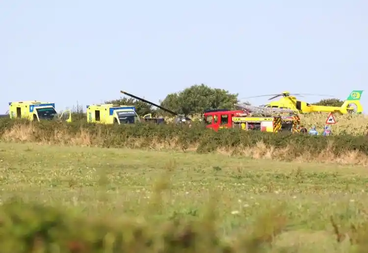 Hospitalizan a una persona tras caída de helicóptero en Reino Unido, reporta medio local
