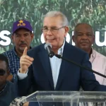 Danilo Medina denuncia “abandono total” de hospitales y exige respaldo con cifras al legado del PLD