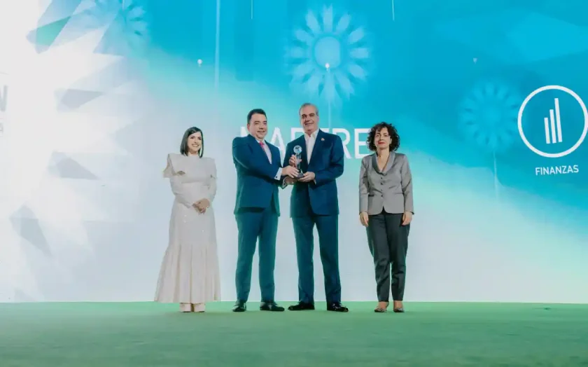 MAPFRE, premiada por su aporte económico y social en RD