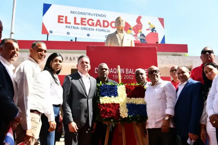 PRSC conmemora 119 aniversario del natalicio de Joaquín Balaguer en Santiago
