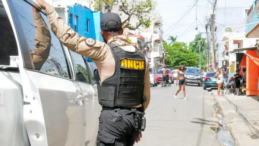 Ministerio Público y DNCD desmantelan red de narcotráfico y lavado de activos en Santo Domingo