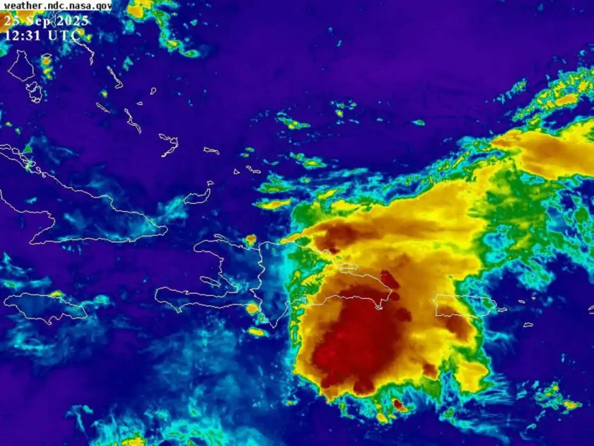 Onda tropical y vaguada provocarán aguaceros y tormentas eléctricas en RD Onda tropical y vaguada provocarán aguaceros y tormentas eléctricas en RD