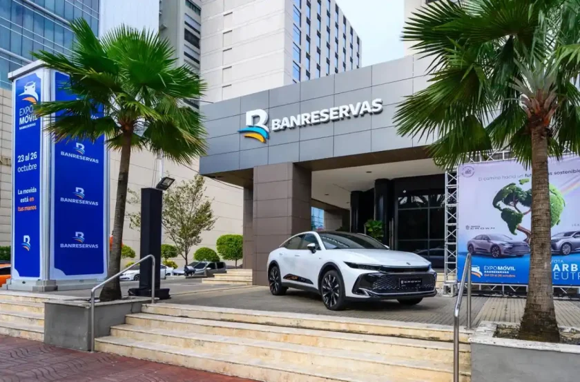 Cendoesch llama a equidad financiera en el financiamiento de vehículos chinos durante la Expomóvil Banreservas 2025 Cendoesch llama a equidad financiera en el financiamiento de vehículos chinos durante la Expomóvil Banreservas 2025