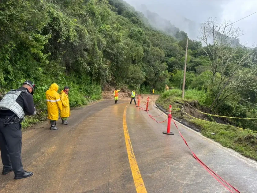 Sube a 37 número de muertos por intensas lluvias en centro y oriente de México Sube a 37 número de muertos por intensas lluvias en centro y oriente de México