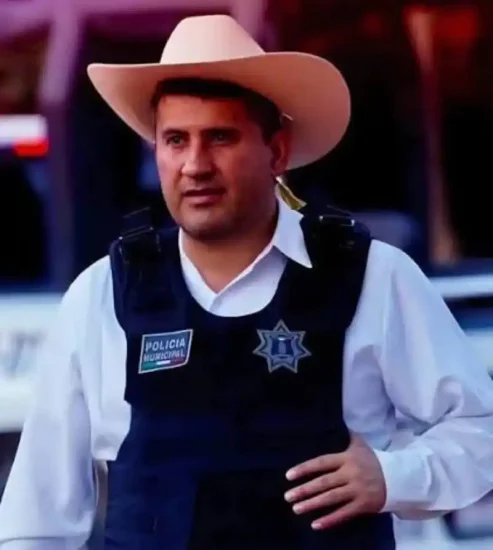 Muere alcalde mexicano Manzo tras sufrir atentado en evento público en México Muere alcalde mexicano Manzo tras sufrir atentado en evento público en México