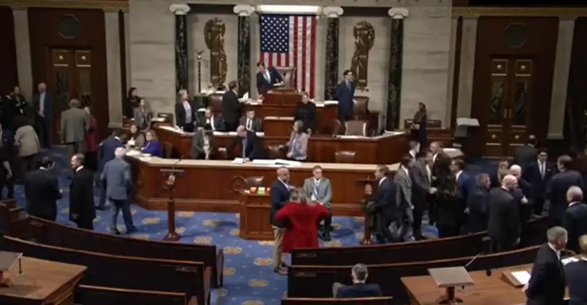 EE.UU. pone fin al cierre de gobierno más largo