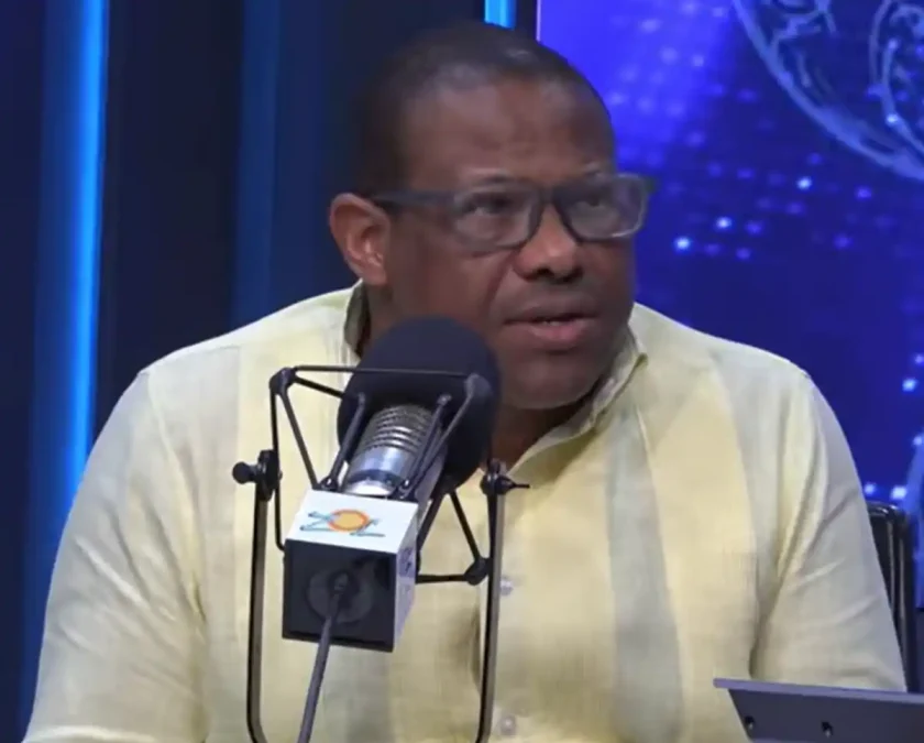 Héctor Lora se defiende: superávit histórico y disputa legal en el Oncológico de Santiago Héctor Lora se defiende: superávit histórico y disputa legal en el Oncológico de Santiago