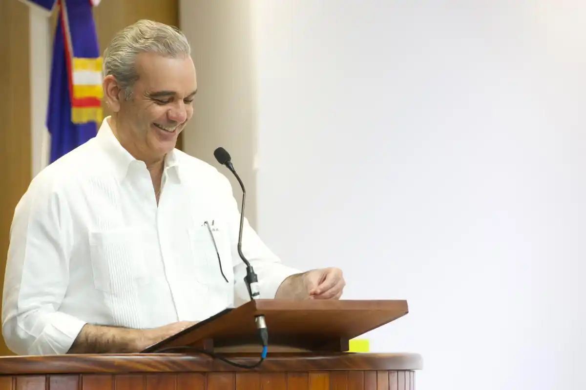 PRSC proclama a Luis Abinader y Raquel Peña