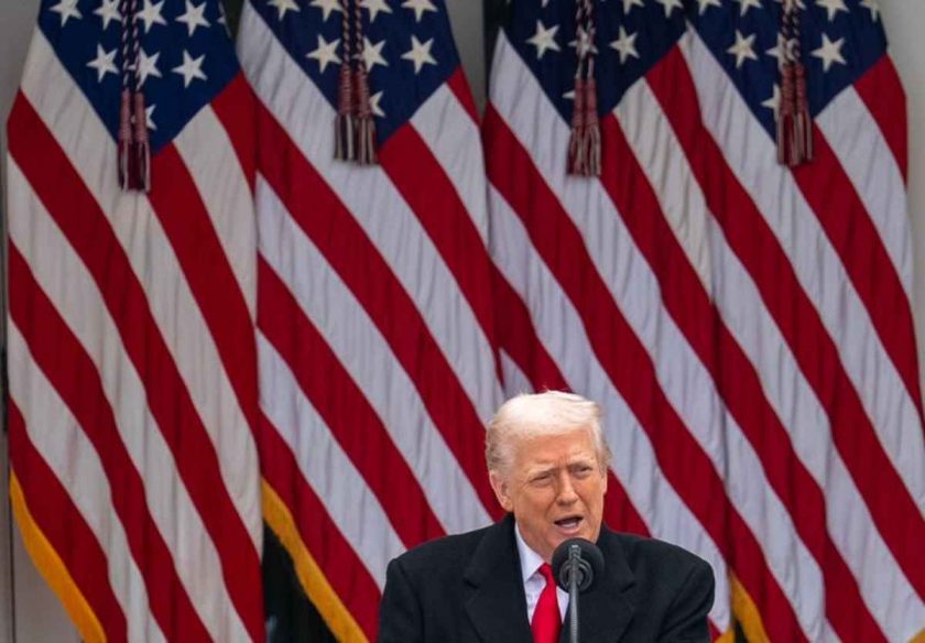 Trump dice que espacio aéreo de Venezuela debe considerarse completamente cerrado