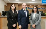 Banco Santa Cruz abre centro de negocios en Santiago