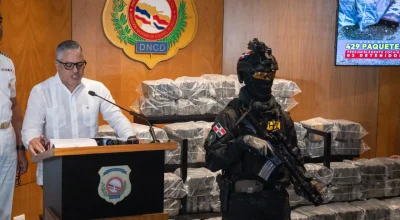 Confiscan 429 paquetes de cocaína en operativo en Baní
