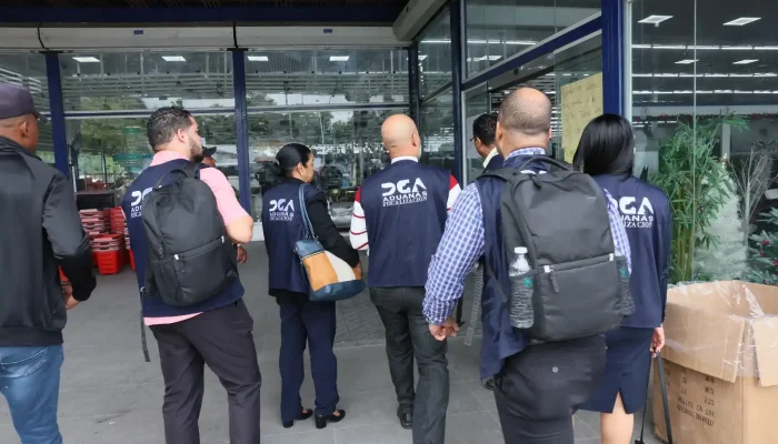 DGA intensifica controles al comercio asiático y detecta RD$1,592 millones en impuestos omitidos en 2025