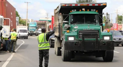 Medidas del INTRANT para regular el transporte de carga en Navidad 2025 y Año Nuevo 2026