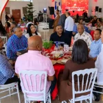 Presidente Abinader destaca labor de periodistas del Palacio