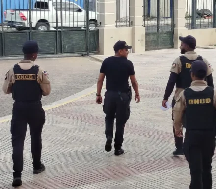 Arrestos DNCD 2025: Ministerio Público desmantela red de narcotráfico en el Aeropuerto del Cibao