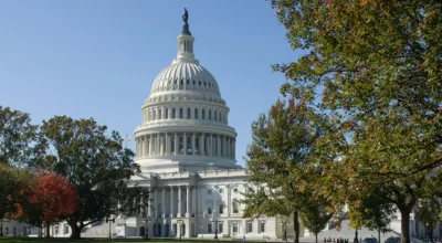 Senado de EEUU aprueba proyecto de ley de autorización de defensa de 901.000 millones de dólares para 2026