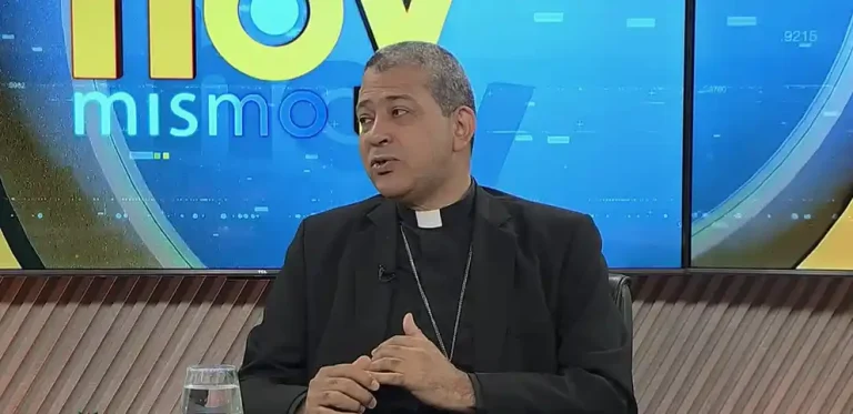 El arzobispo Carlos Morel Diplán analiza fe, migración y rol social de la Iglesia El arzobispo Carlos Morel Diplán analiza fe, migración y rol social de la Iglesia