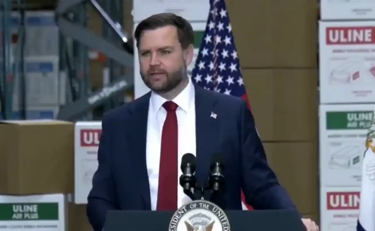 Vicepresidente de EEUU confirma ataque contra su casa en Ohio